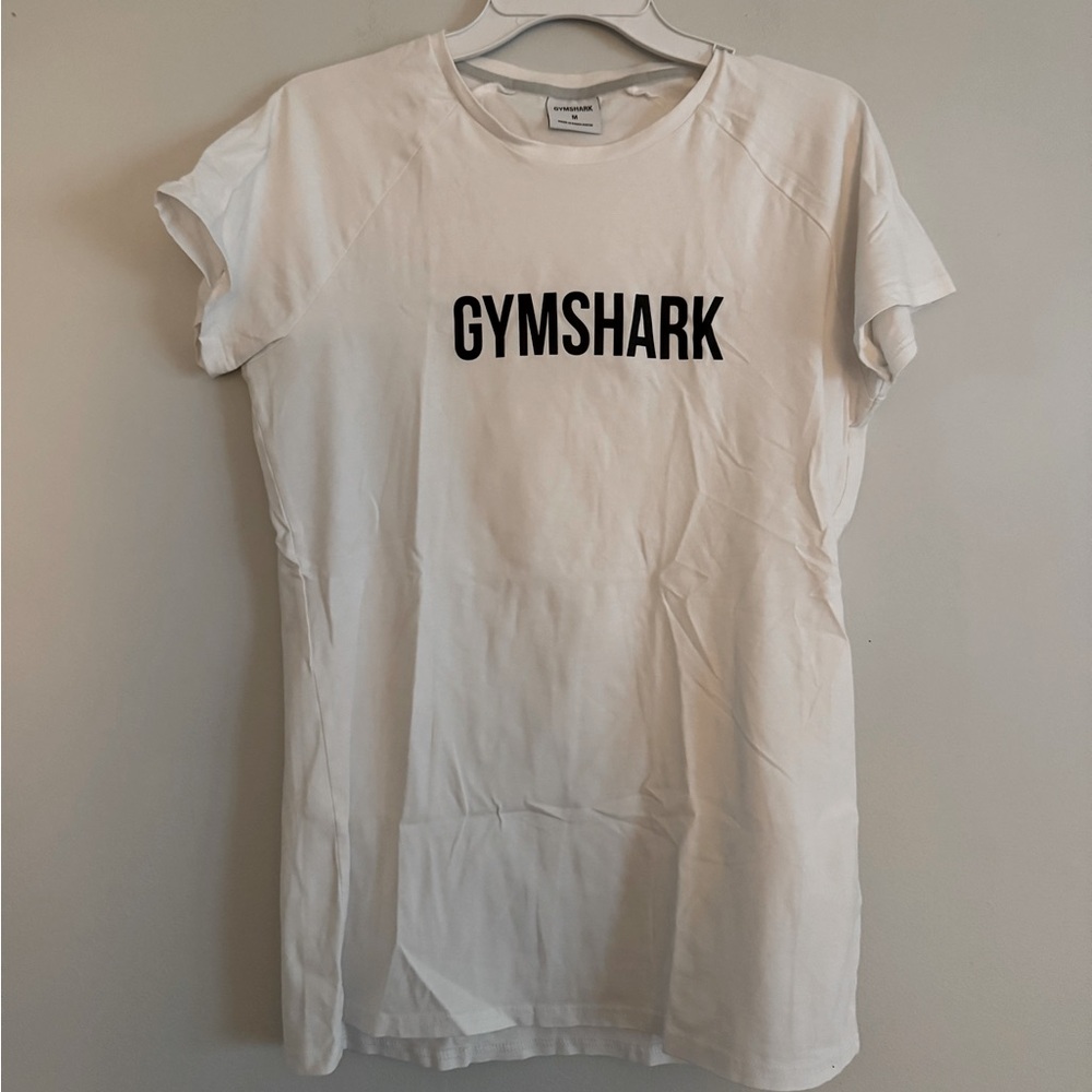women’s gymshark tshirt